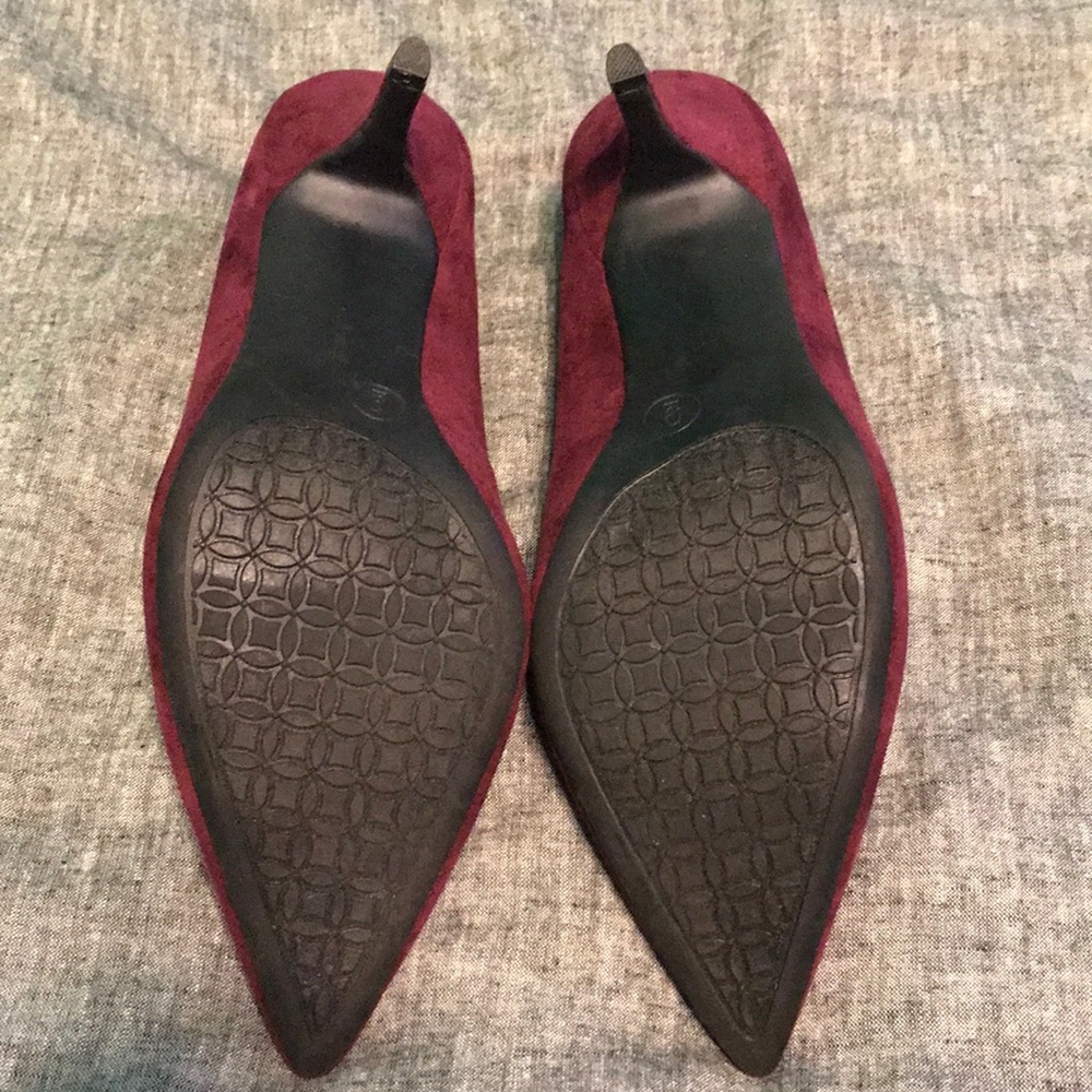 Heels - Picture 4 of 4